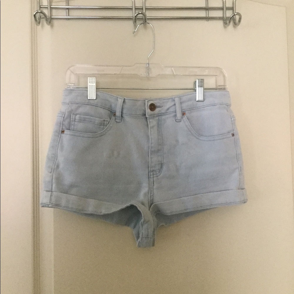 Forever 21 Light Wash Denim Shorts